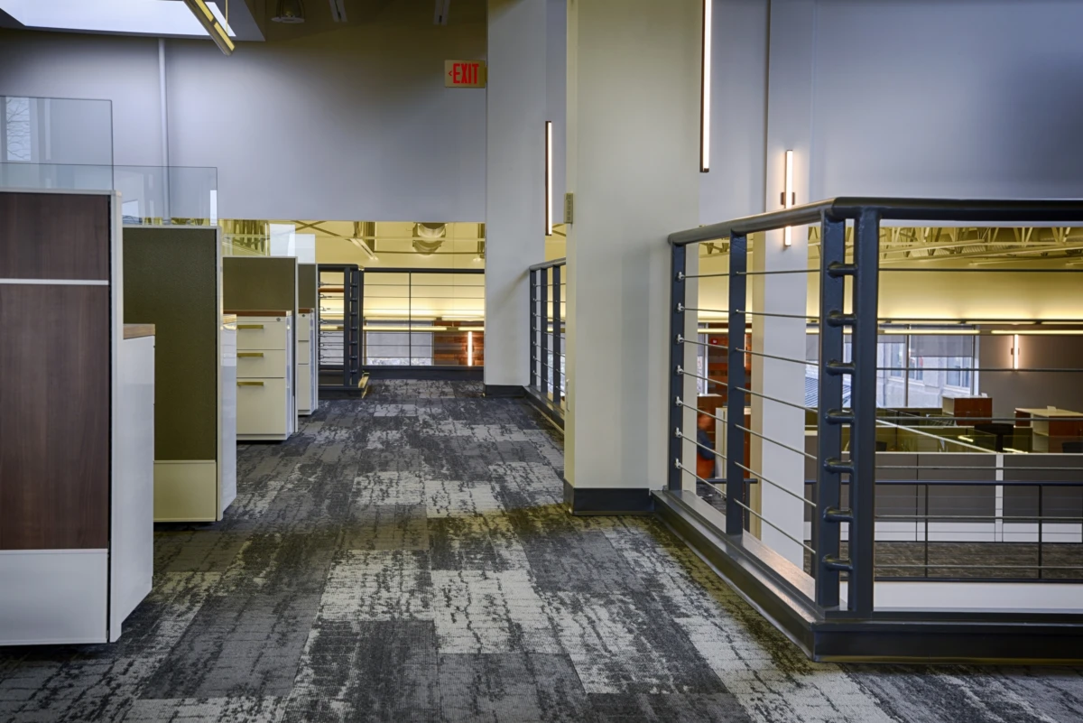 Client space with matrix panels lg