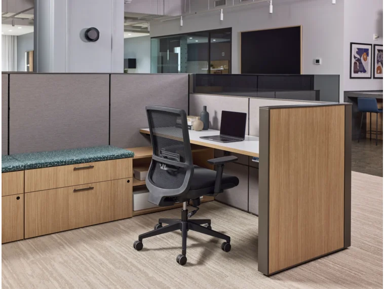 25 12 08 AIS NYC Frechette 1178