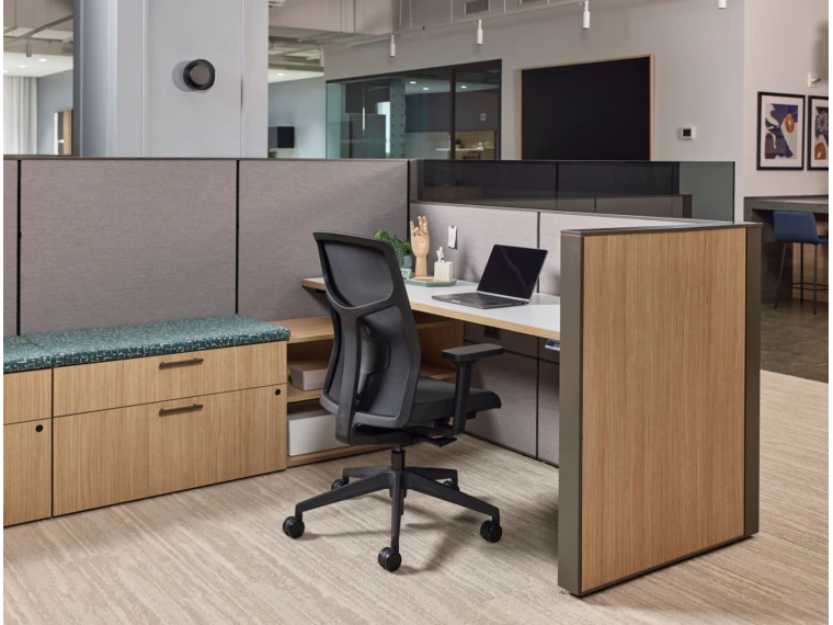 25 12 08 AIS NYC Frechette 1146