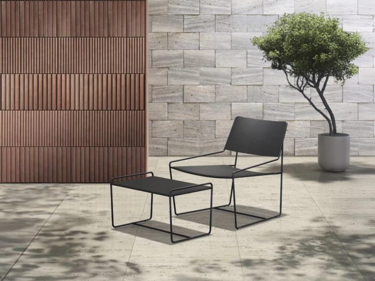 Bryce outdoor lounge and ottoman web