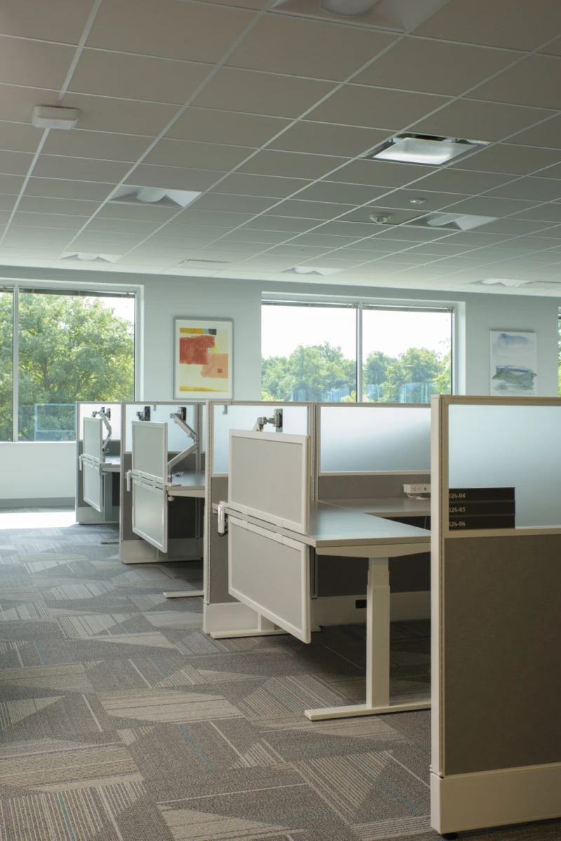 Client space with divid and upmounted screens for additional privacy md