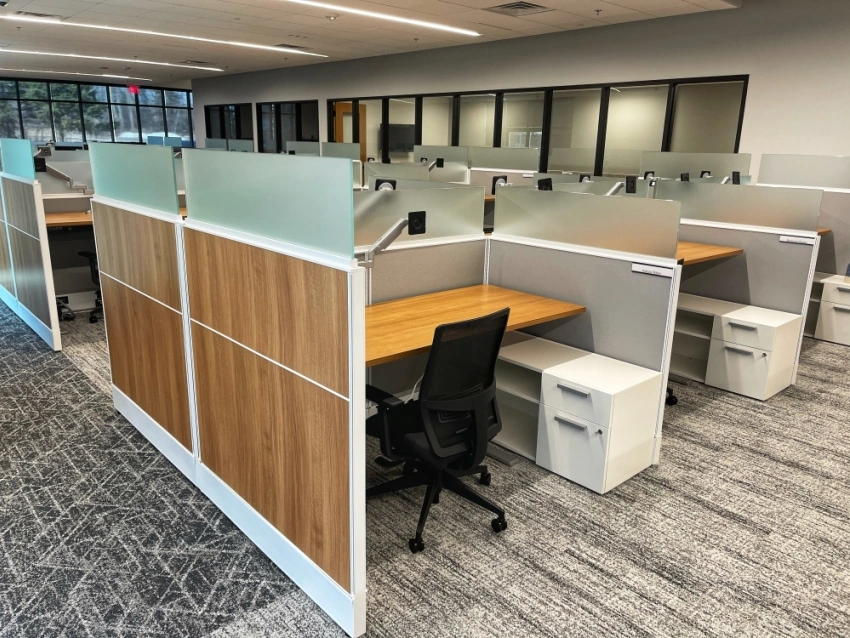 Client site laminate and fabric divi panels with calibrate storage md