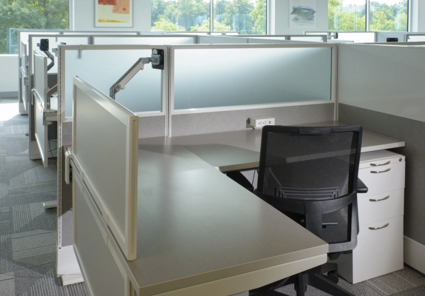 Client site divi with upmount screen for added privacy devens seating and l series pedestal file md