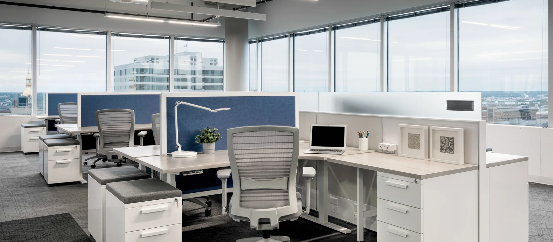 SVG AIS websize 2691 1