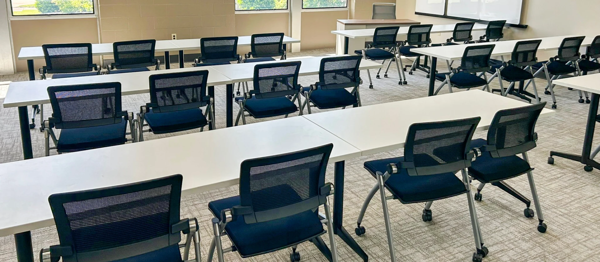 DTD Flip Nest Table Stow JSCC