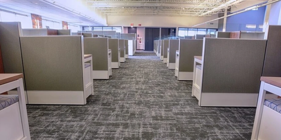 Client space with matrix workstations 2 md