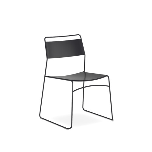 02 AIS R25 Mesa Chair Black 3 Q R0 FINAL