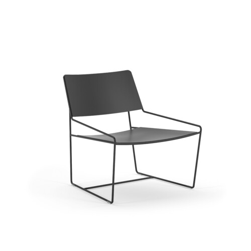 29 AIS R26 Bryce Outdoor Lounge Chair Side Black Turned R0 FINAL