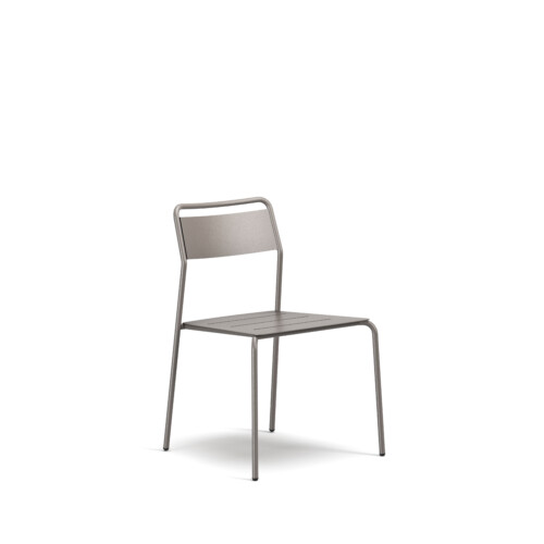 ARMLESS CHAIR INNERTONE 3 Q R0 FINAL