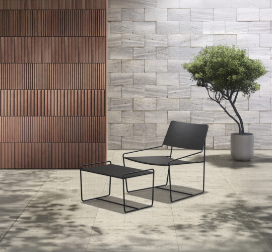 Bryce outdoor lounge and ottoman md